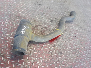 5010491769 RENAULT Патрубок водяной