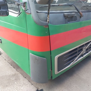 20379176 VOLVO Угол кабины правый, № XF470040