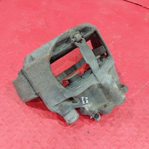 9444203901 MERCEDES Суппорт правый, № XF472708