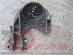 9423270741 MERCEDES Кронштейн пневмоподушки правый, № XF71632