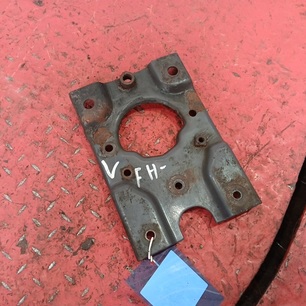 82259153 VOLVO Кронштейн крепления фары, № XF479961