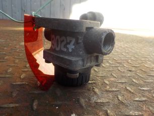 5010525137 RENAULT Клапан ускорительный, № XF133027