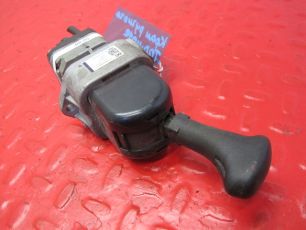 0004200284 MERCEDES Кран ручного тормоза, № XF239268