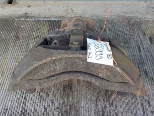 5001858405 RENAULT Суппорт правый, № XF86999