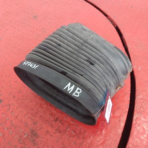 9425280091 MERCEDES Гофра воздуховода, № XF477631