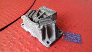 9412416713 MERCEDES Подушка двигателя, № XF390374