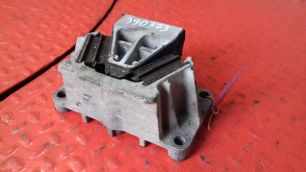9412416713 MERCEDES Подушка двигателя, № XF390373