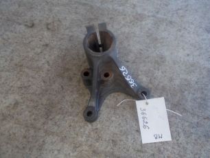 9424920741 MERCEDES Кронштейн глушителя, № XF36626