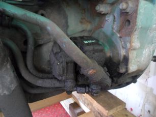 21110365 VOLVO Насос ГУР, № XF213070