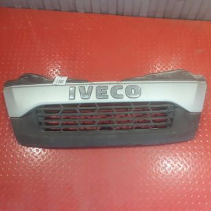 5801342732 IVECO Решетка радиатора, № XF417981