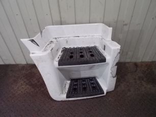 500375431 IVECO Корпус подножки нижний правый, № XF50129