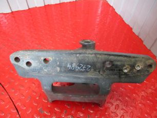 21899324 VOLVO Кронштейн передней рессоры, № XF272984