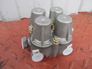 AE4158 KNORR Кран 4-х контурный