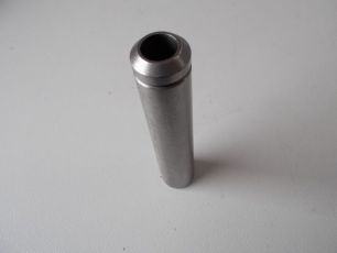 VAG96247 AE Направляющая клапана