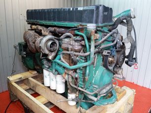 1639652 VOLVO Двигатель, D12D