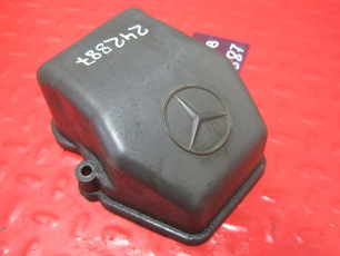 4570100930 MERCEDES Клапанная крышка, № XF242887