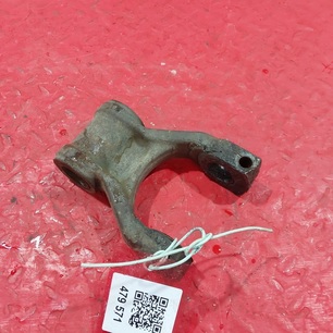 WG9725529034 SITRAK\HOWO Серьга рессоры, № XF479571