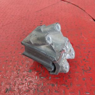 1657422 DAF Подушка двигателя, № XF423331