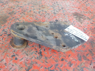 504109368 IVECO Кронштейн стойки стабилизатора