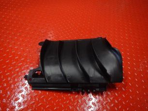 SK553002801 S&K Дефлектор кабины внутренняя часть правая