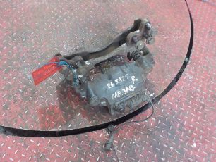 0024201701 MERCEDES Суппорт правый, № XF268925