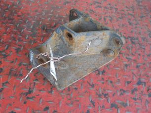 1611890 VOLVO Кронштейн реактивной тяги