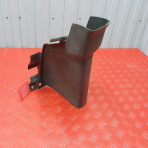 82213669 VOLVO Кожух рулевой колонки