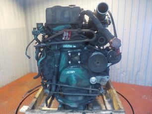 VOLVO Двигатель, D12C