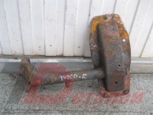 500318681 IVECO Кронштейн крыла переднего правый