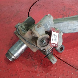 9433321302 MERCEDES Кулак поворотный правый, № XF465249