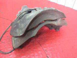 5001866509 RENAULT Суппорт правый, № XF247739