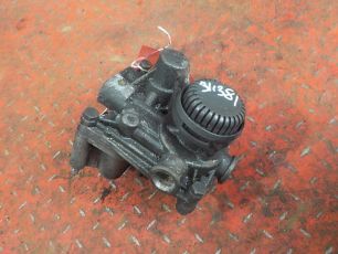 0054298944 MERCEDES Клапан ускорительный, № XF311381