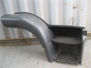 504054940 IVECO Корпус подножки верхний правый, № XF7679