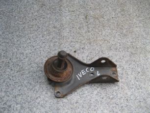 504037805 IVECO Кронштейн торсиона