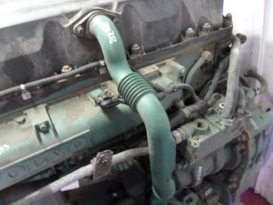 21169404 VOLVO Трубка картерных газов, № XF212915