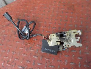 0007205535 MERCEDES Замок двери, № XF111137