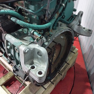 21063845 VOLVO Кожух маховика