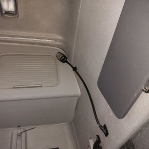82317898 VOLVO Плафон салонный, № XF423749