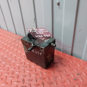 M4711003 MARSHALL Насос подъема кабины