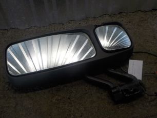 20707269 VOLVO Зеркало правое, № XF77521