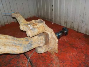 6553320201 MERCEDES Кулак поворотный, № XF179575
