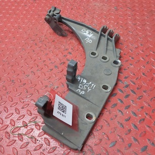 1948152 DAF Кронштейн подножки нижней правой, № XF479811