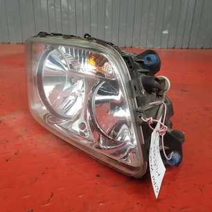 9438206461 MERCEDES Фара правая, № XF239231