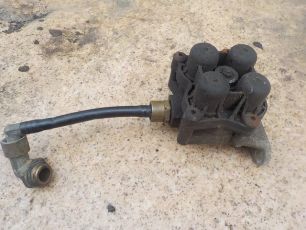 5010216965 RENAULT Кран 4-х контурный, № XF57222