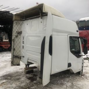 RENAULT Кронштейн спойлера, № XF369233