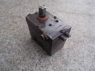 25379037 VOLVO Насос подъема кабины, № XF21922
