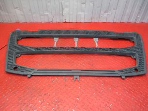 82491908 VOLVO Решетка радиатора
