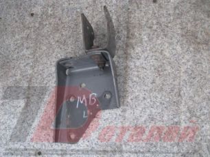 9428910231 MERCEDES Кронштейн кабины задний