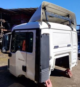 81629100128 MAN Спойлер кабины, № XF374053