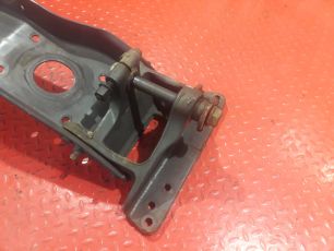 21899324 VOLVO Кронштейн передней рессоры, № XF407509